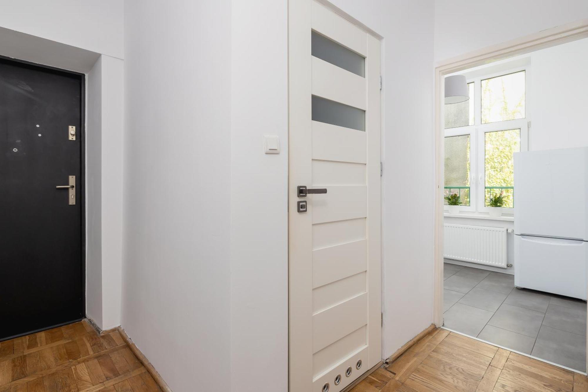 1-Bedroom Apartment With Balcony - Dluga 65 Krakow Exterior photo